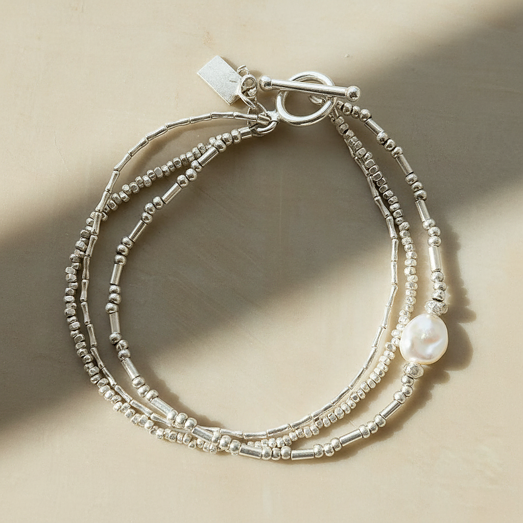 Delphine Pearl Bracelet