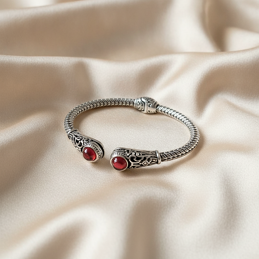 Honorine Garnet Bracelet