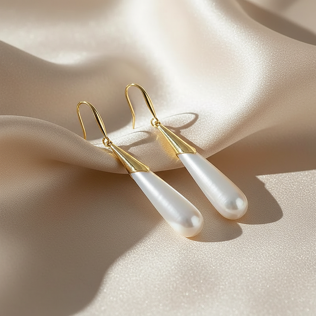 Bela Pearl Earrings