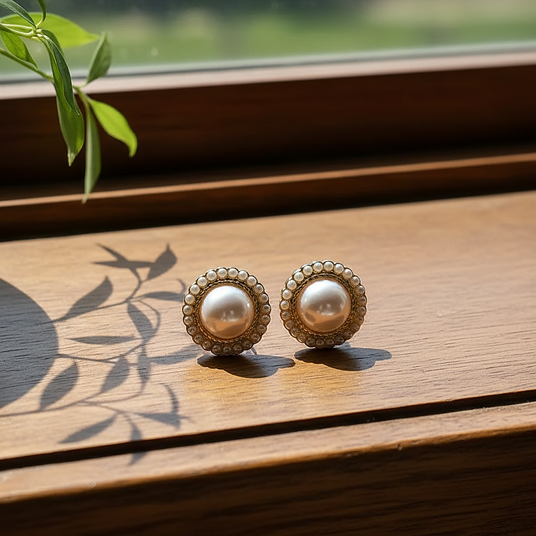 Lucine Pearl Earrings