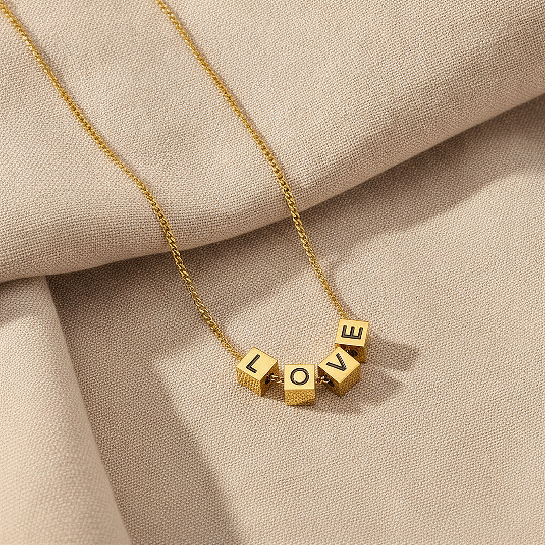 Linnea Gold Necklace