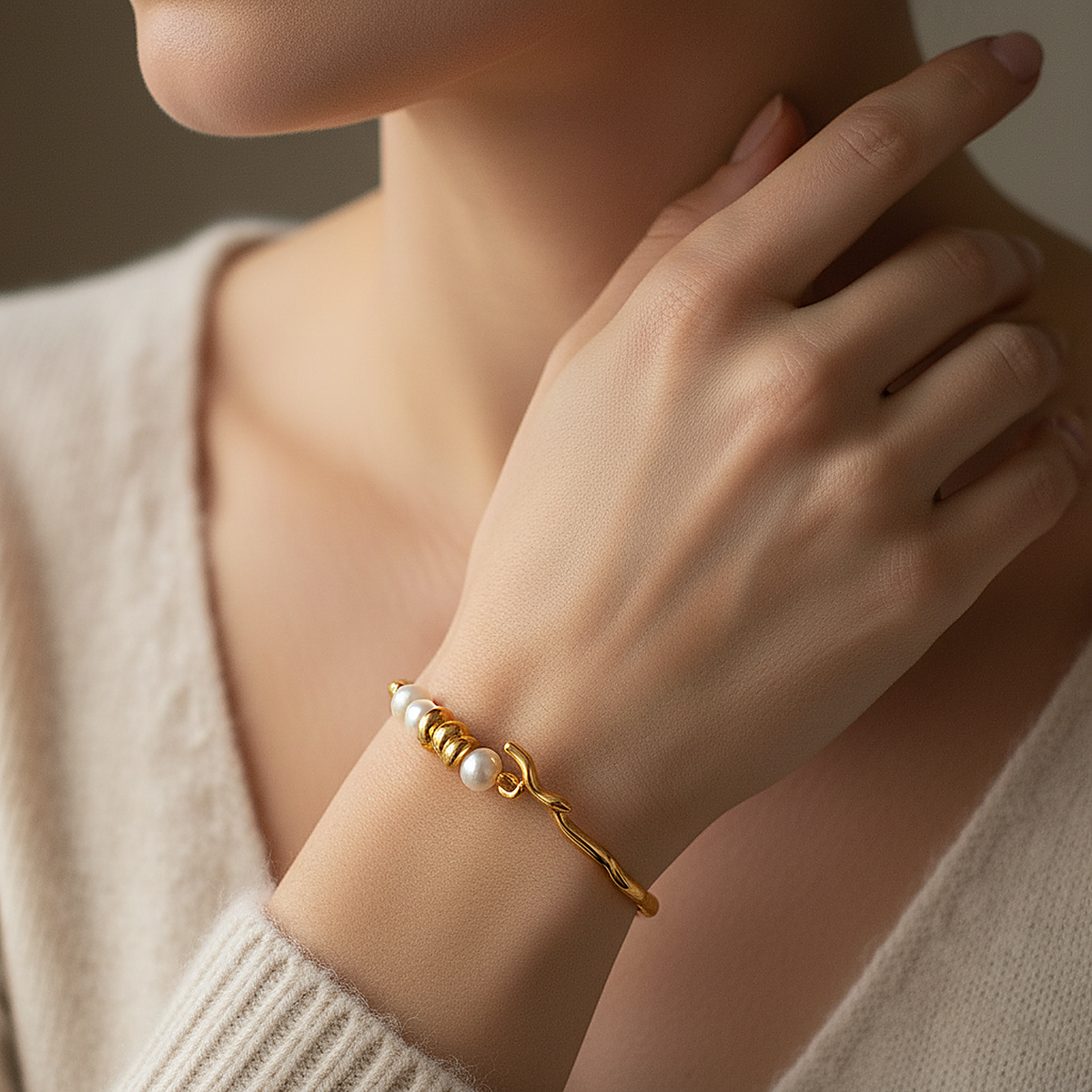 Colette Pearl Bracelet