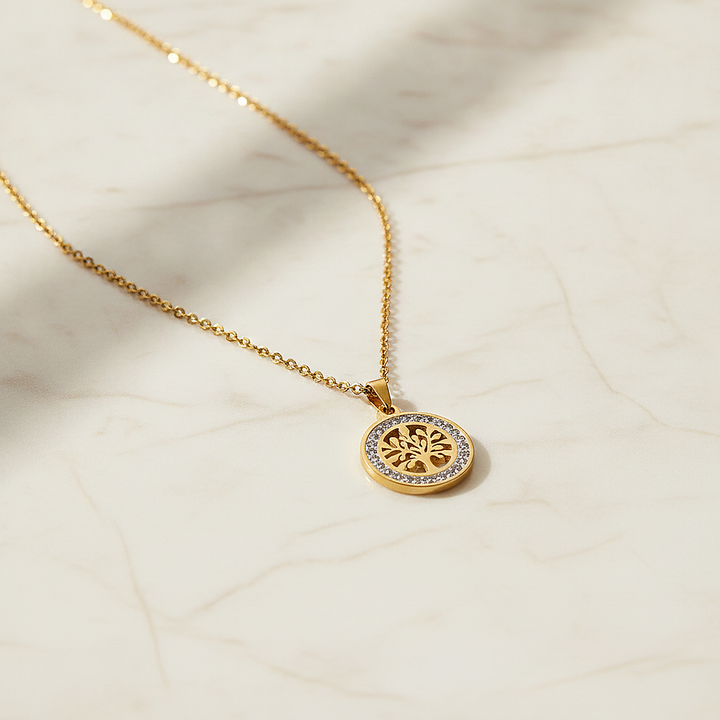 Une Gold Necklace