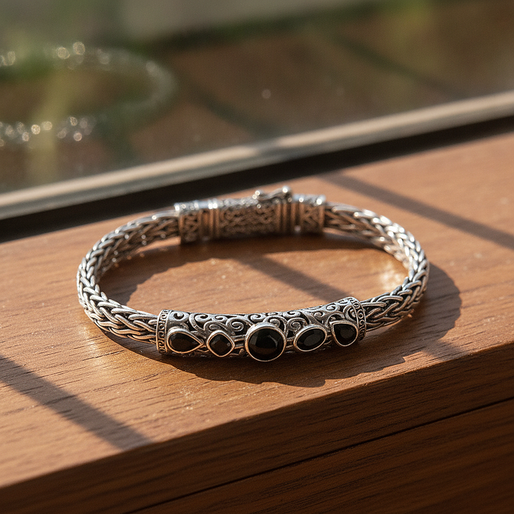 Iliana Onyx Bracelet