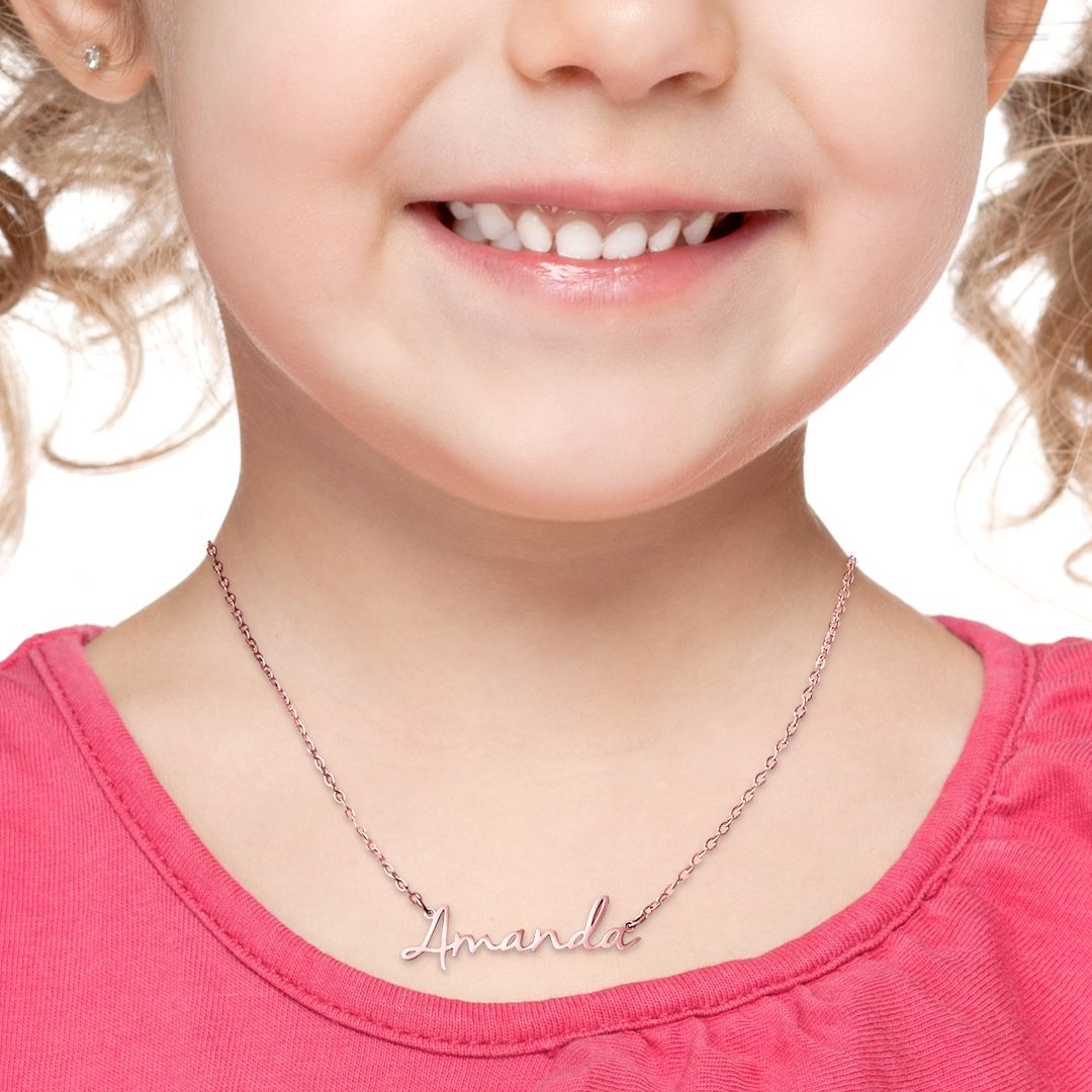Ketting met feeënnaam – aansluitende pasvorm