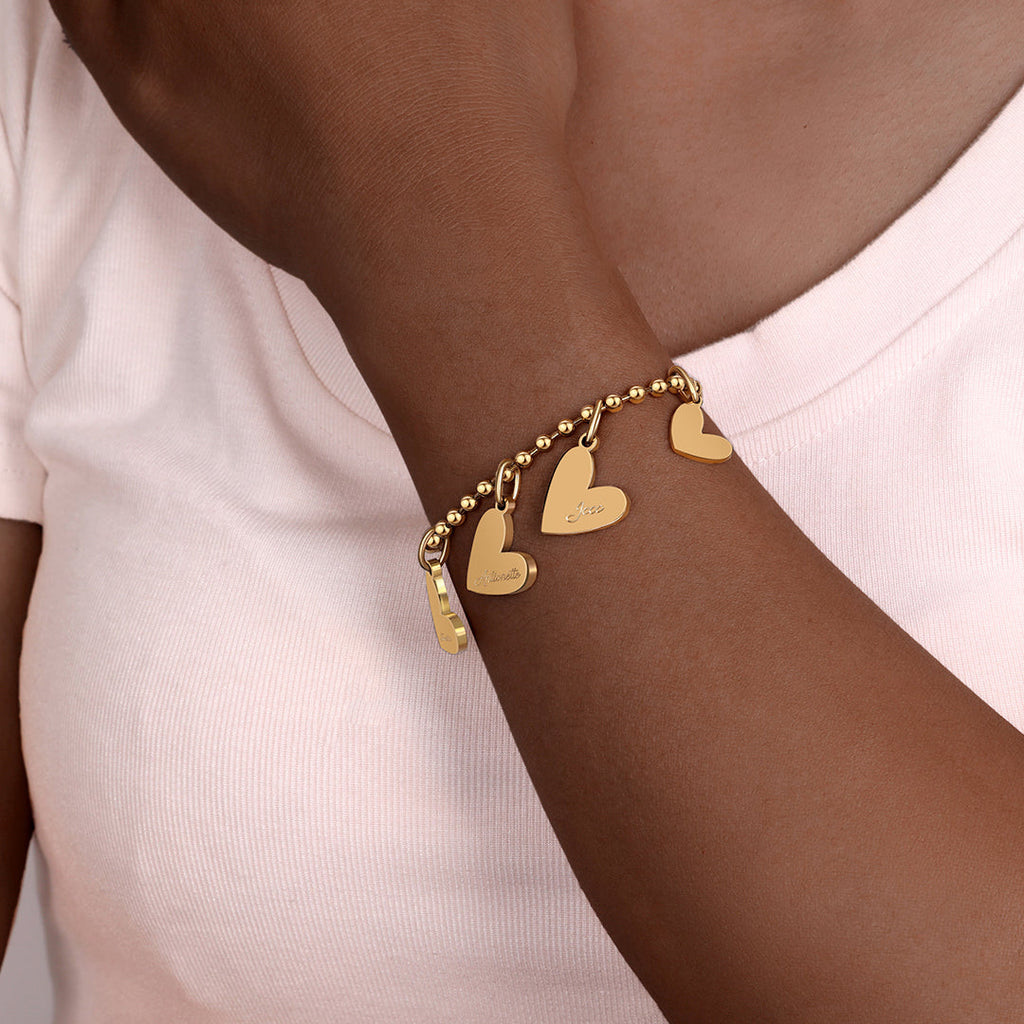 Bracelet à breloques double cœur perlé personnalisé