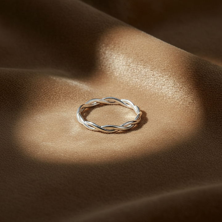 Nova ring styled