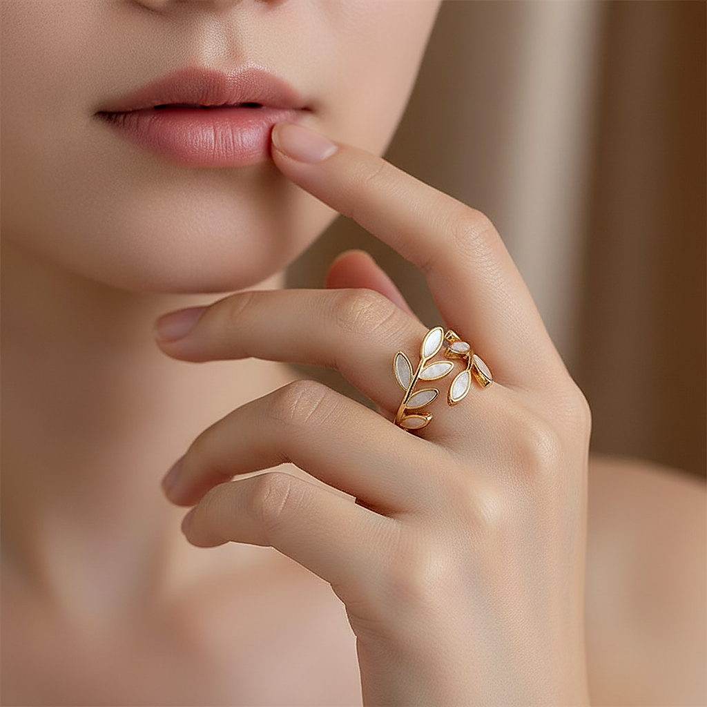 Fleur Opal Ring