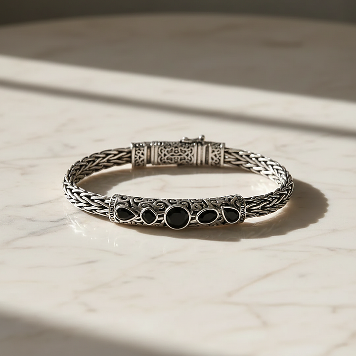 Iliana Onyx Bracelet