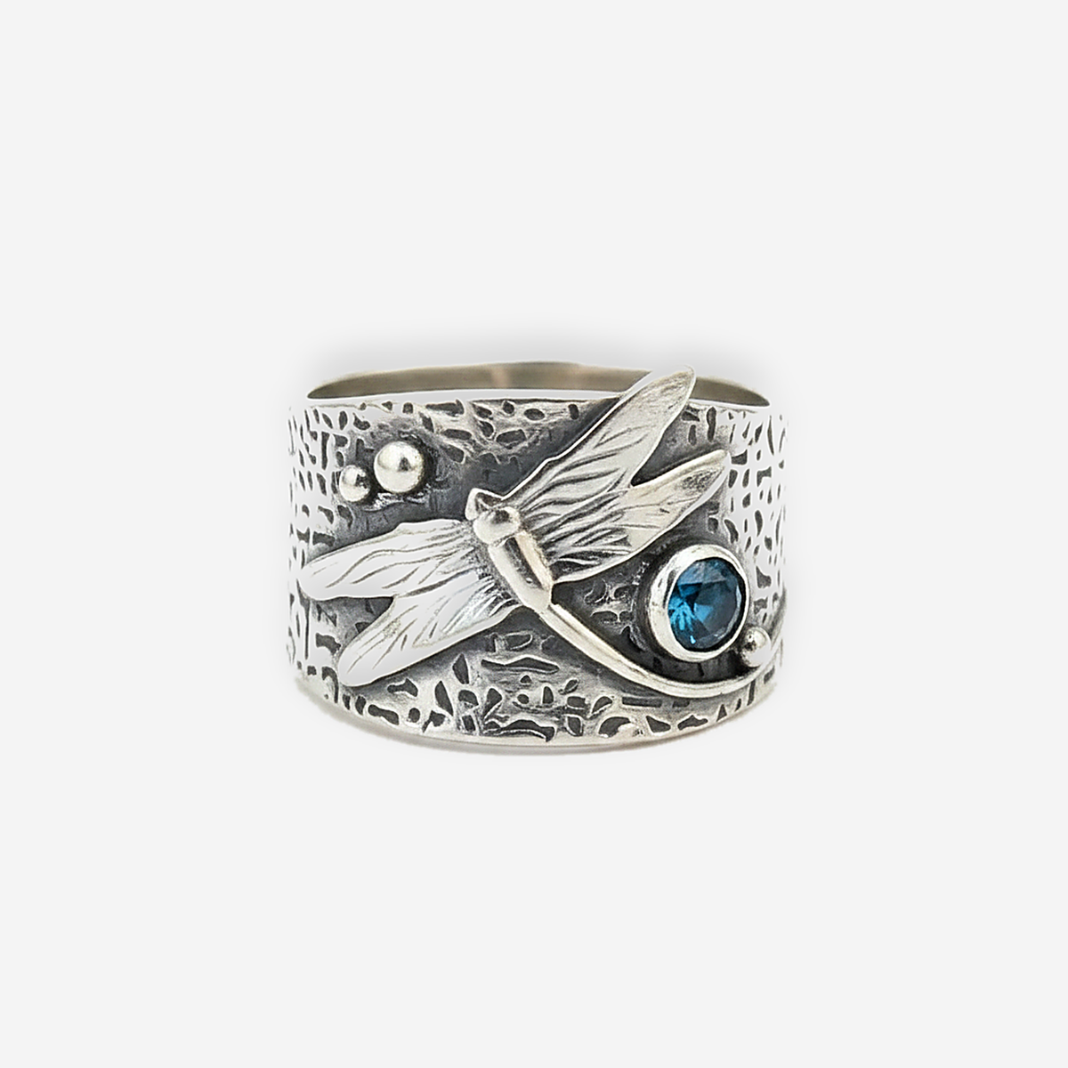 Nerine Crystal Ring