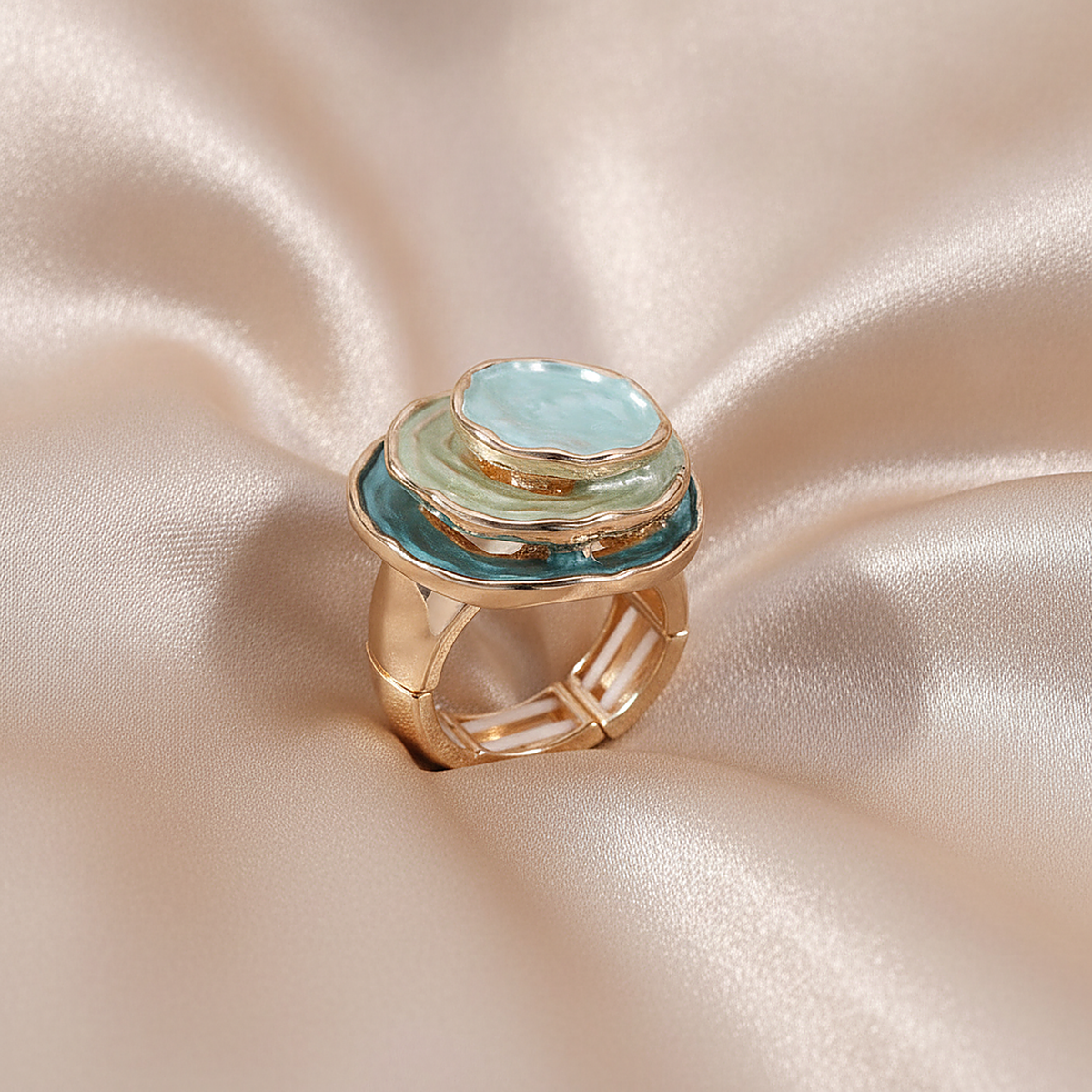 Juniper ring styled