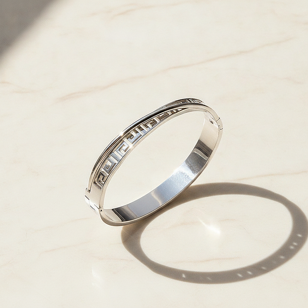 Marguerite Classic Bracelet