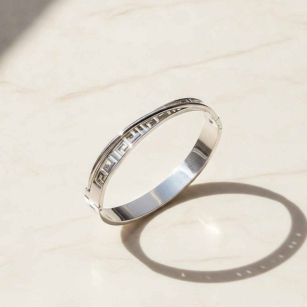 Marguerite Classic Bracelet