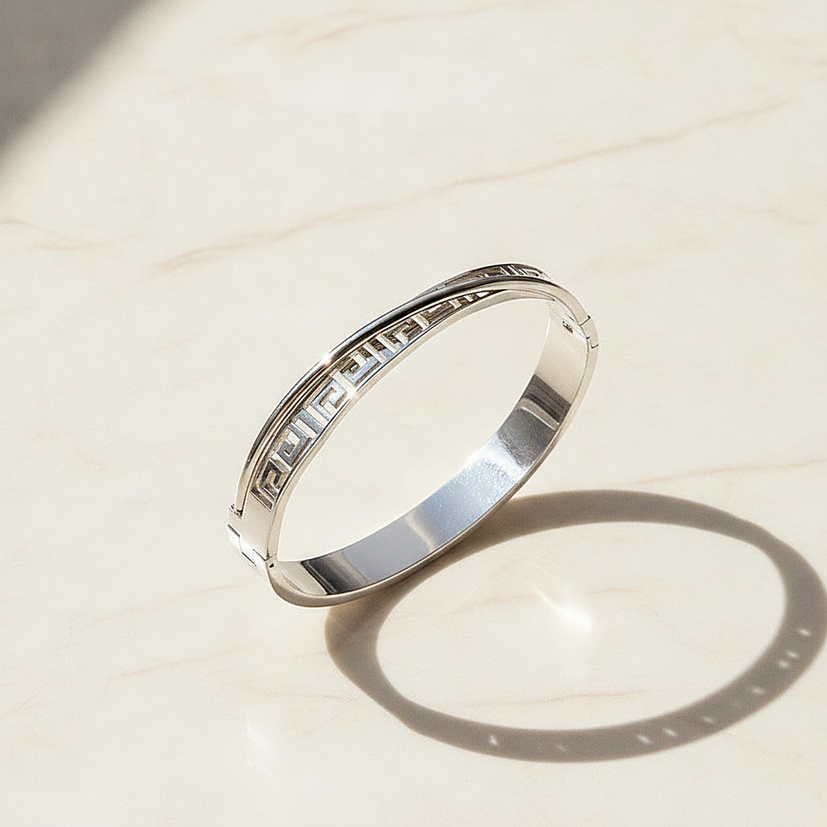 Marguerite Classic Bracelet