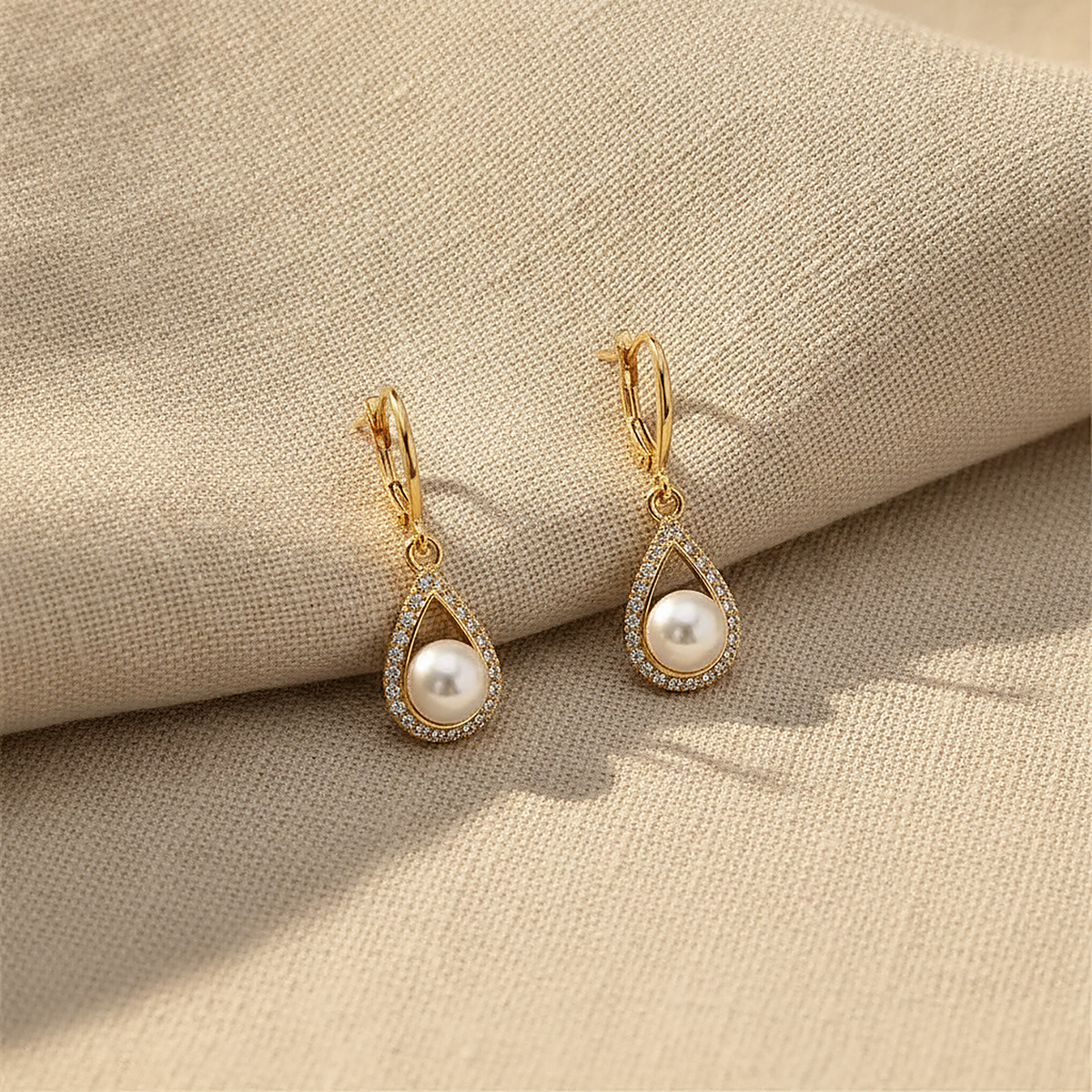 Willa Pearl Earrings