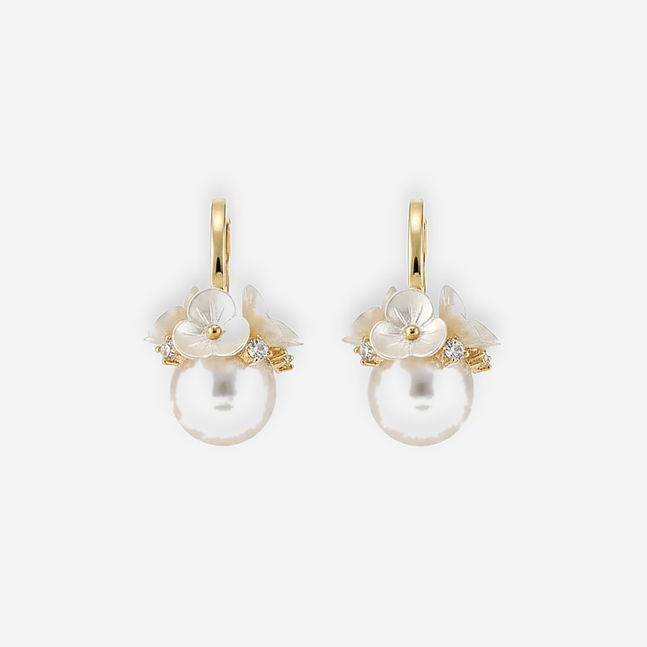 Solene Pearl Earrings