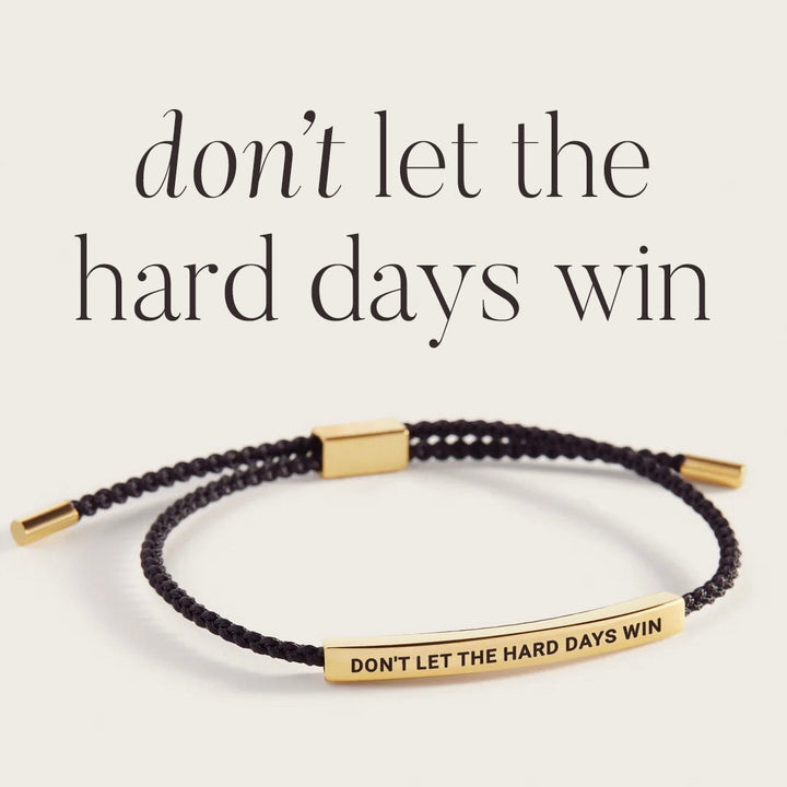 Lad Ikke De Svære Dage Vinde Inspirerende Armbånd