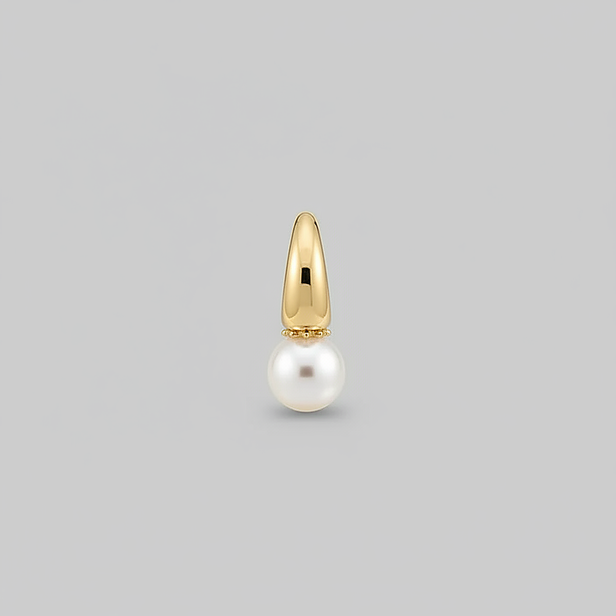 Noor Pearl Earrings