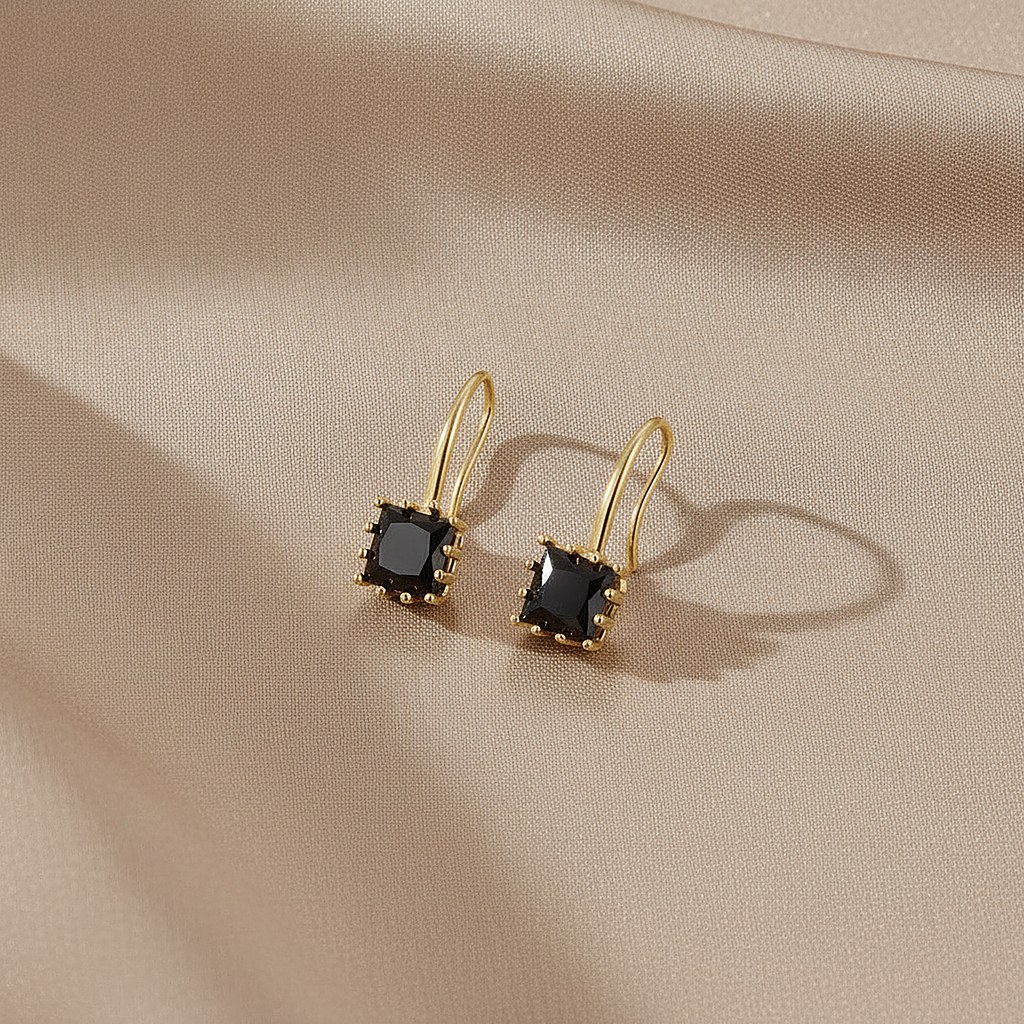 Solveig Crystal Earrings