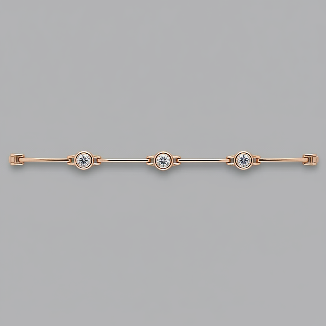 Une Gold Bracelet