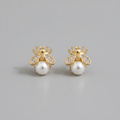 Thea Pearl Earrings