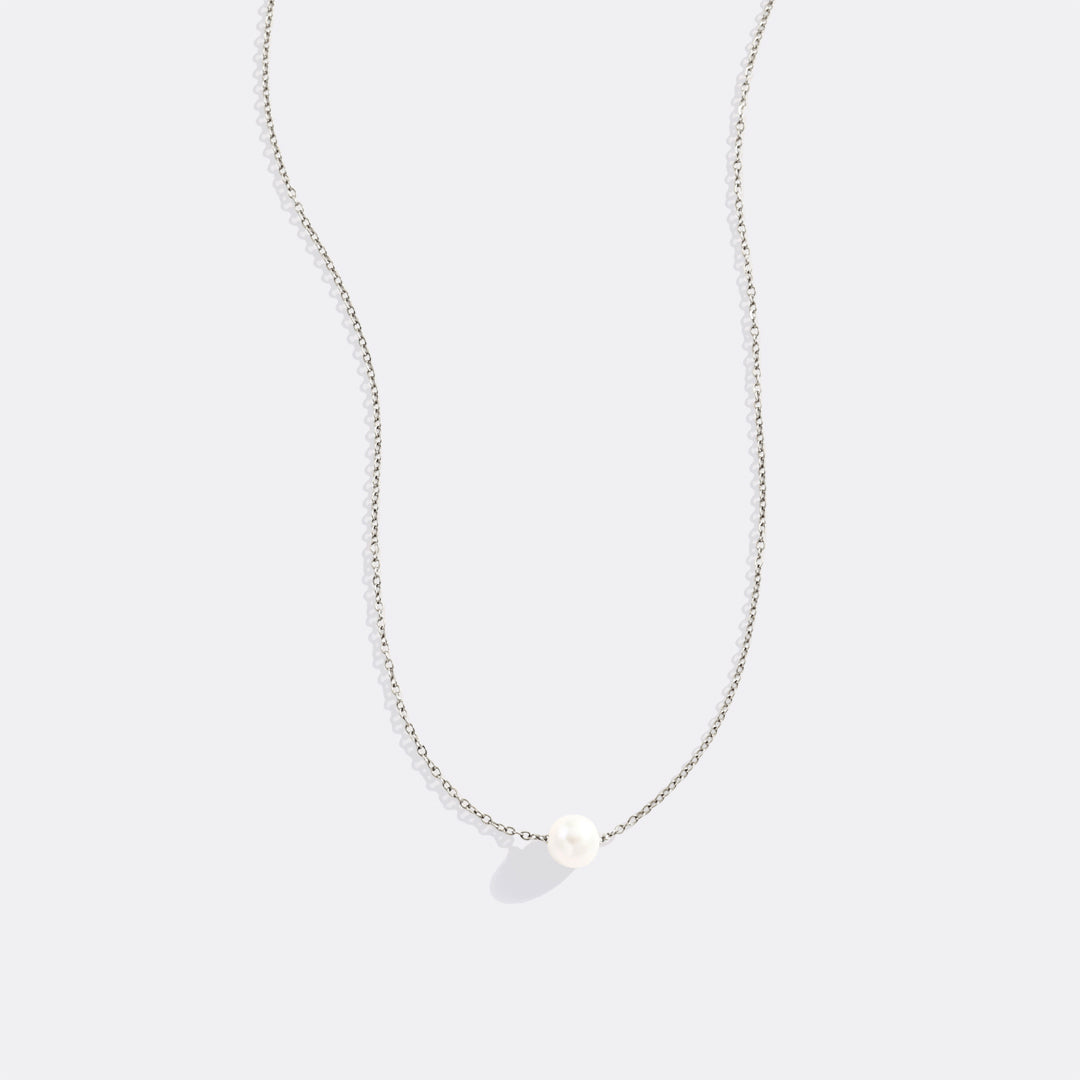 Collar con perla flotante