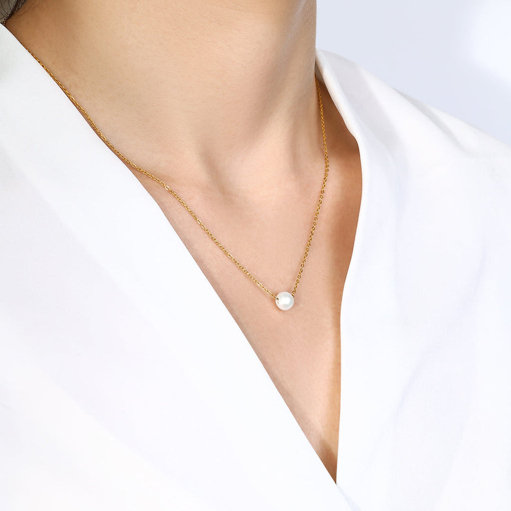 Collar con perla flotante