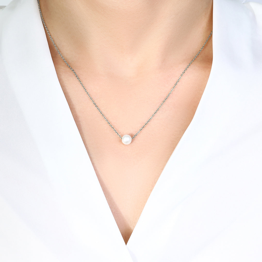 Collar con perla flotante