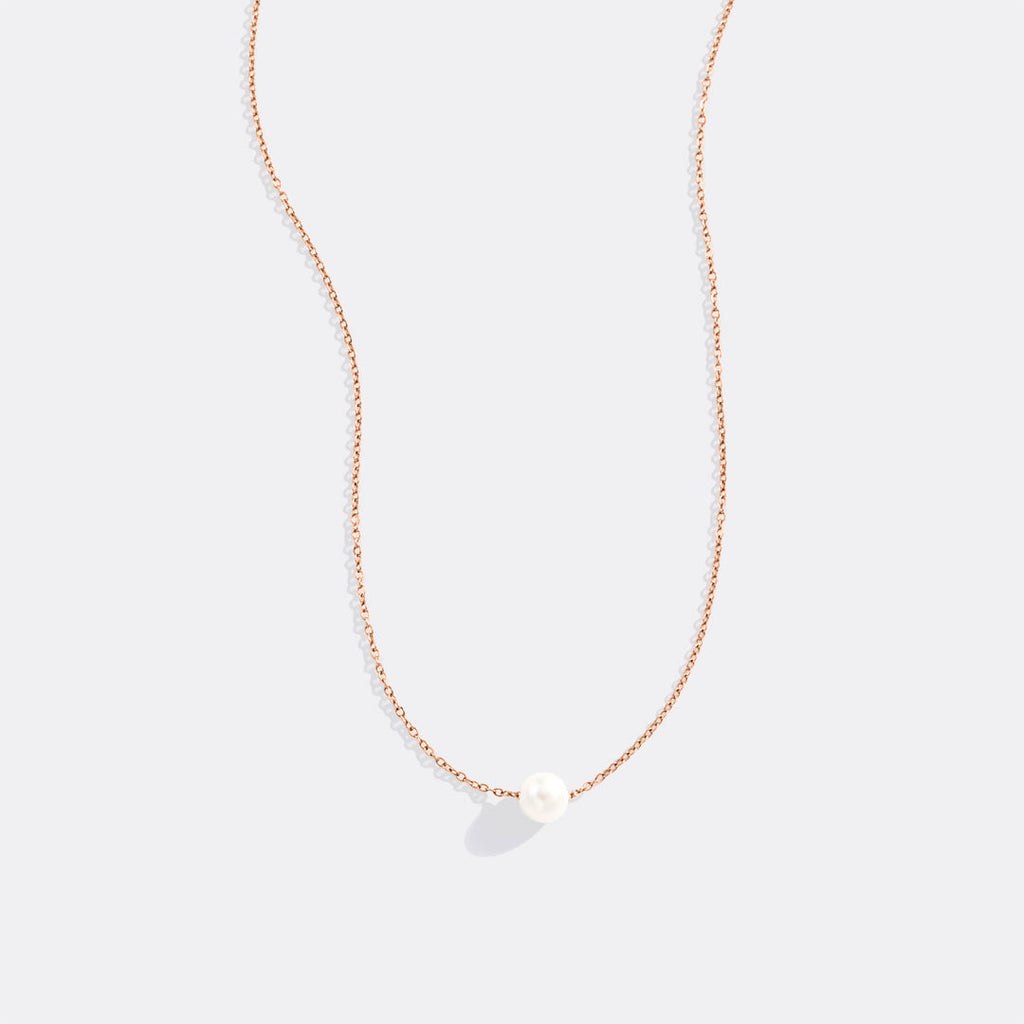 Collar con perla flotante