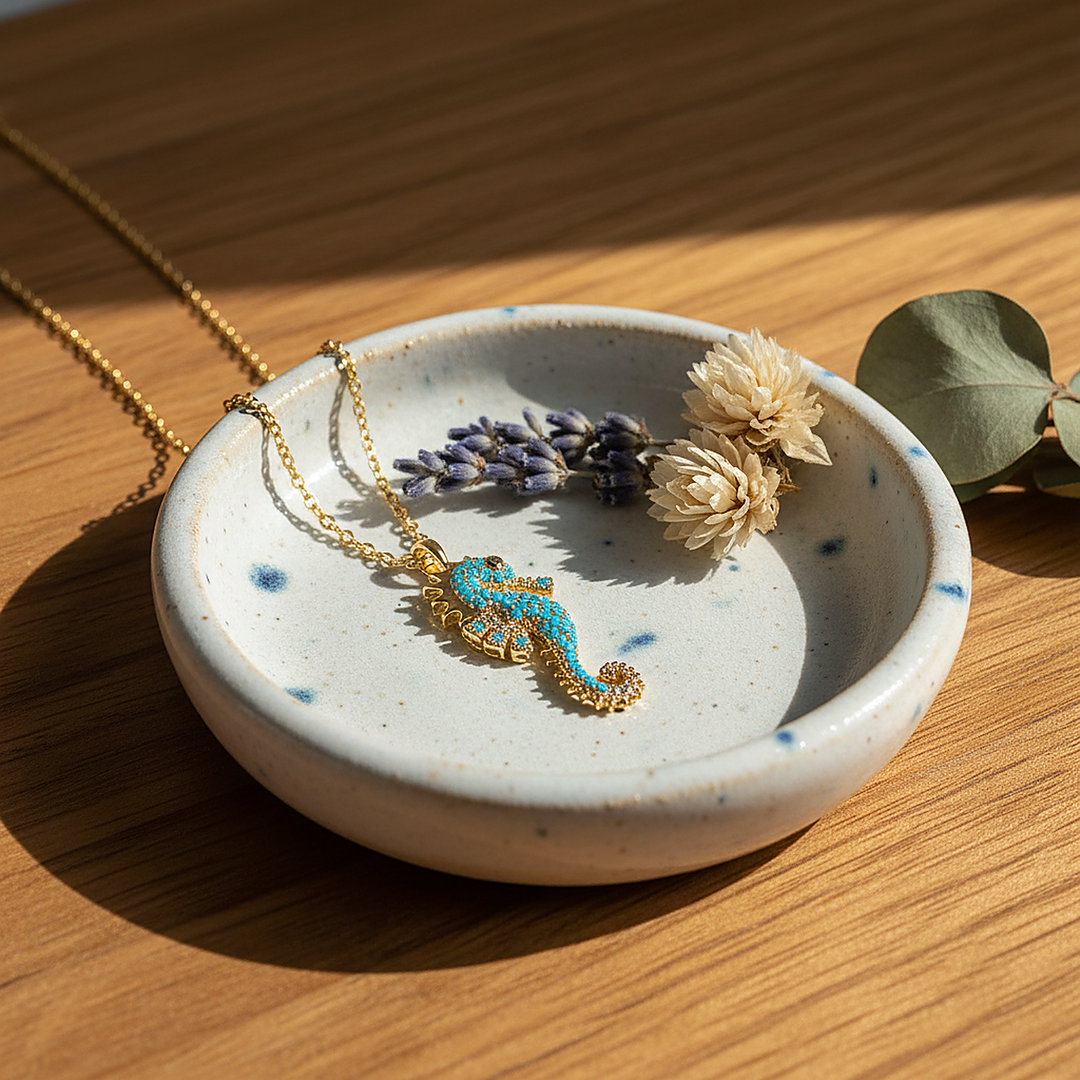 Κολιέ Μπλε Ιππόκαμπος σε Χρυσό