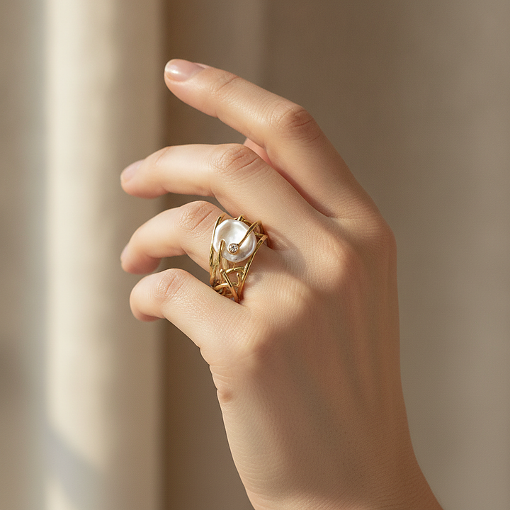 Samira ring styled