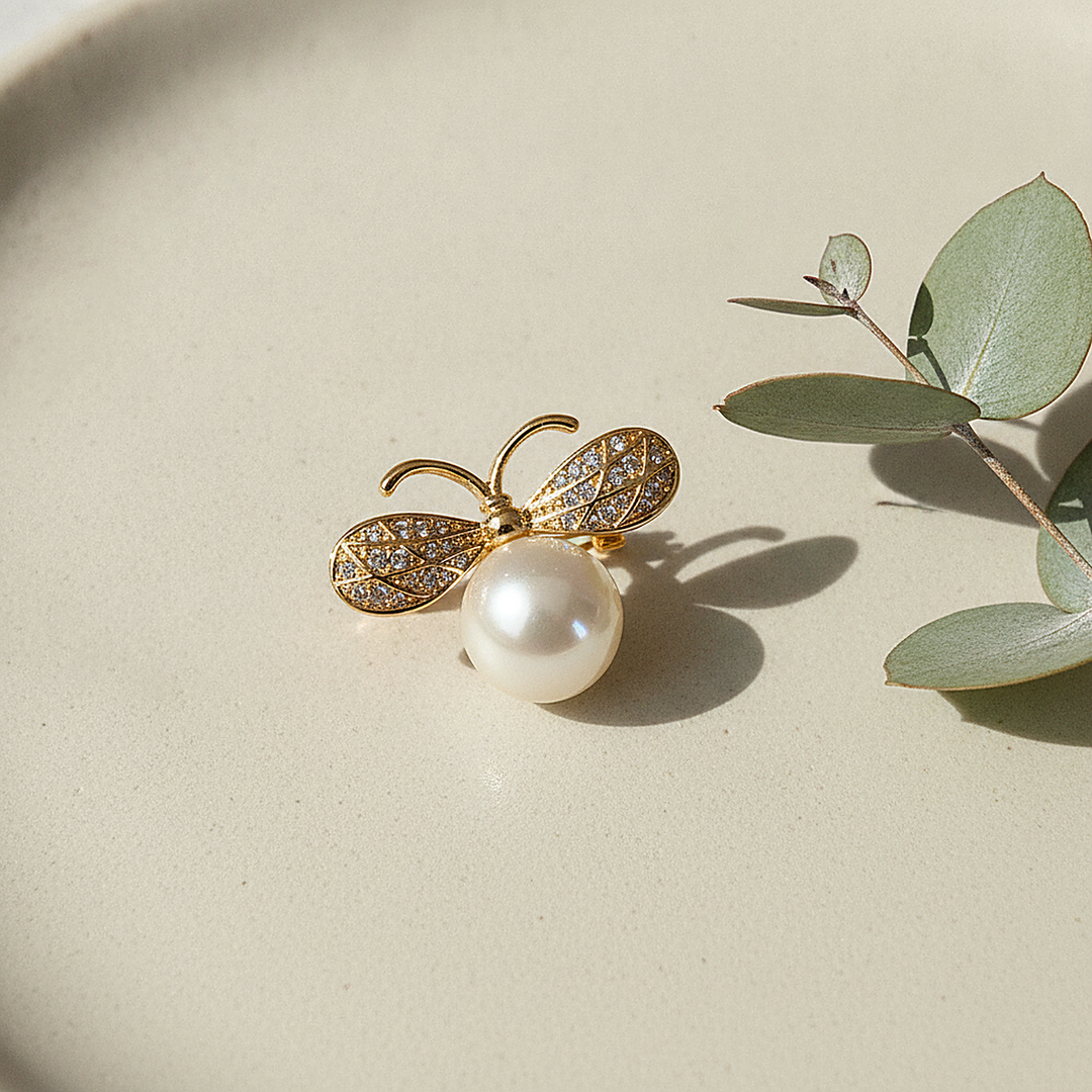 Kira Pearl Earrings
