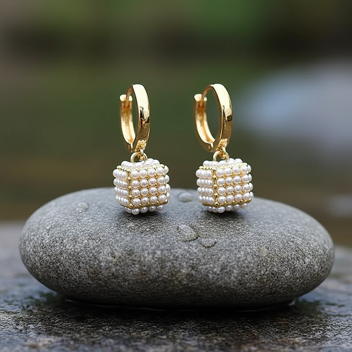 Tindra Pearl Earrings