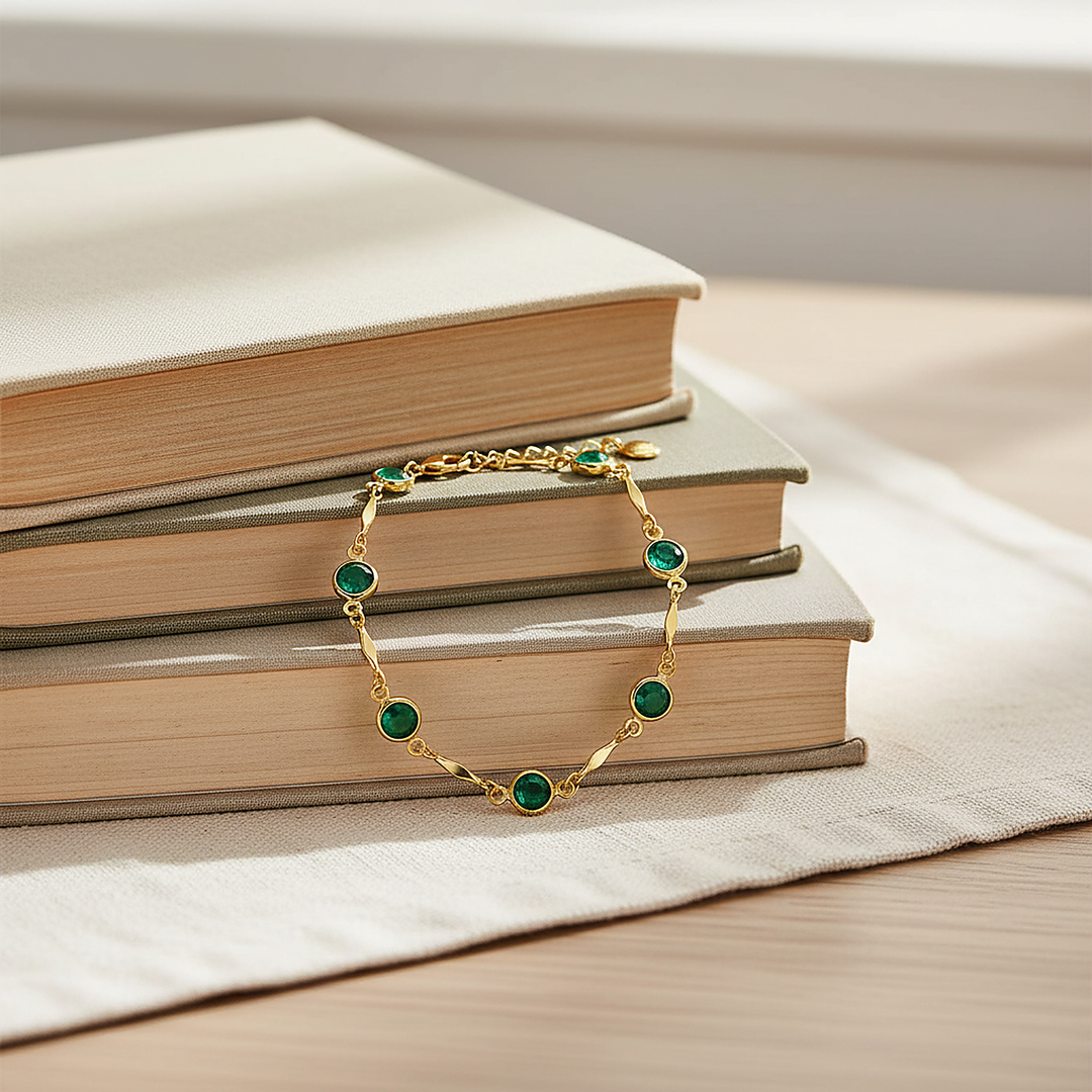 Marguerite Emerald Bracelet