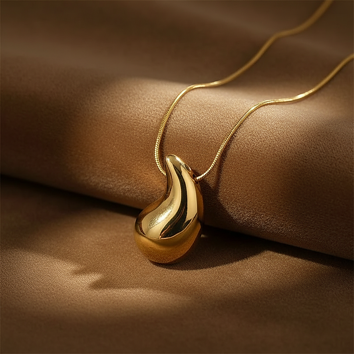 Ysolde Gold Necklace