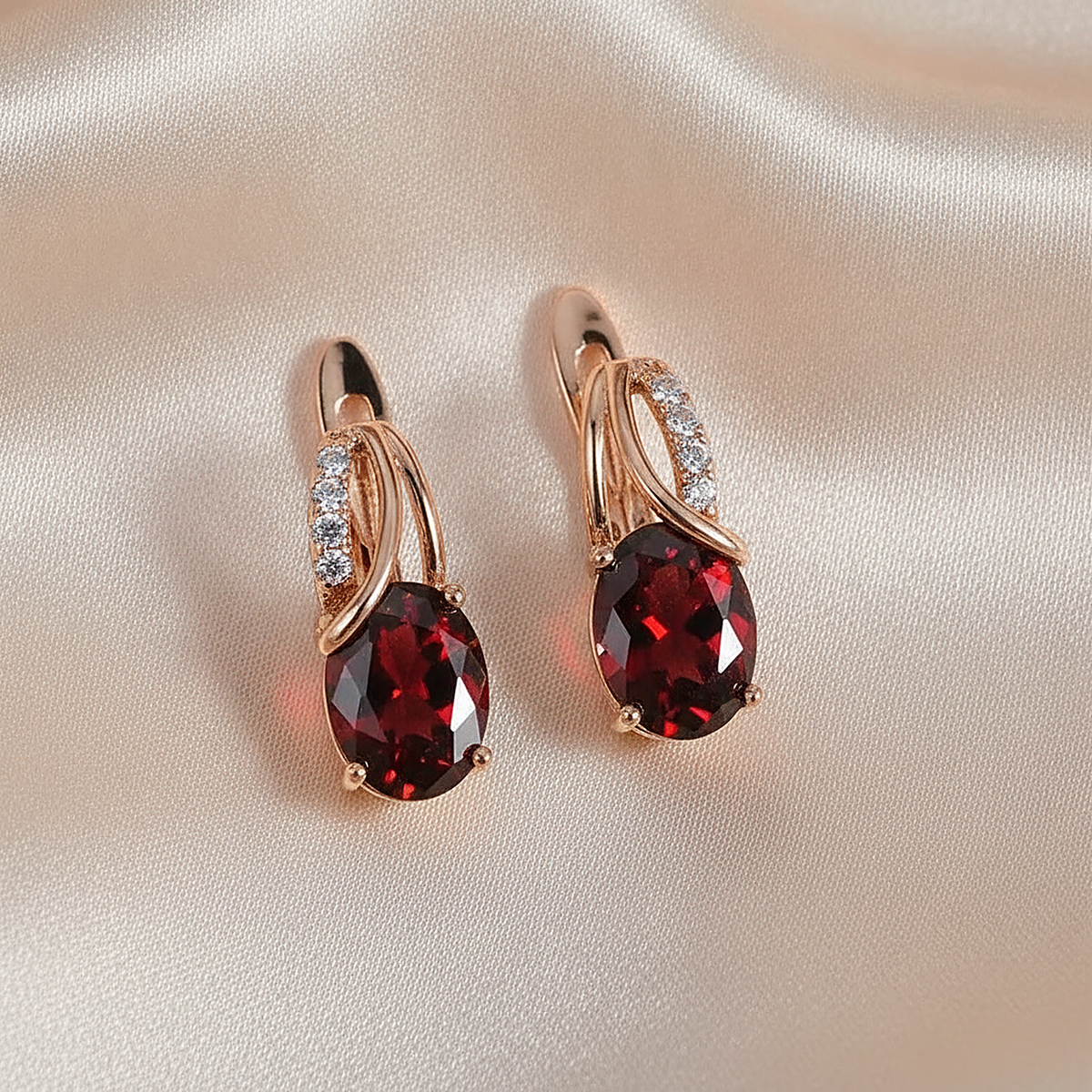 Minđuše Bijou Ruby