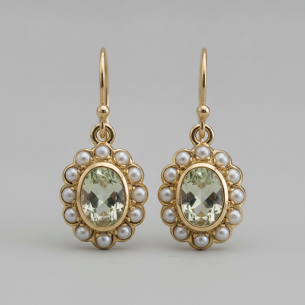 Rhea Pearl Earrings