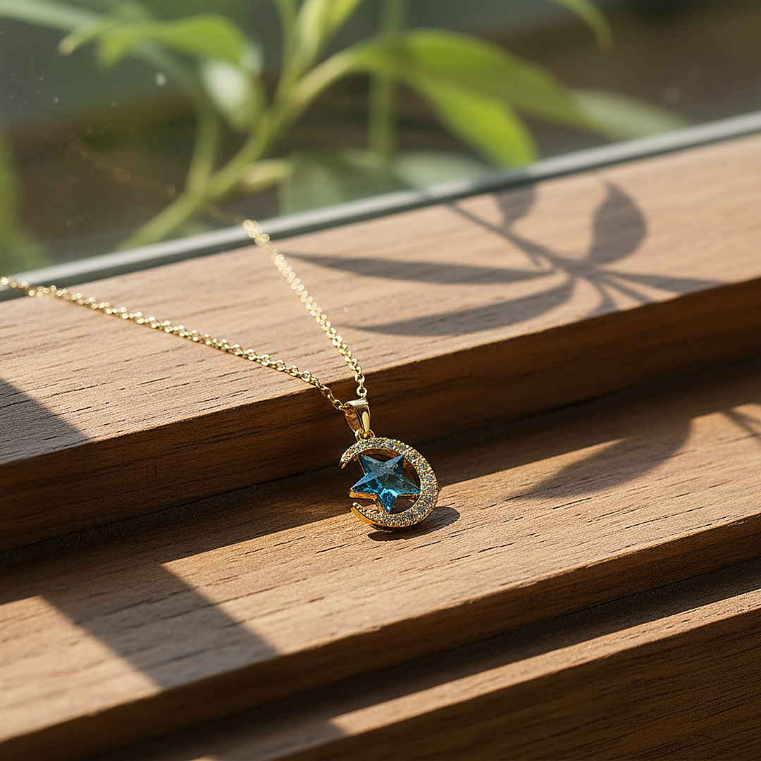 Alba Necklace