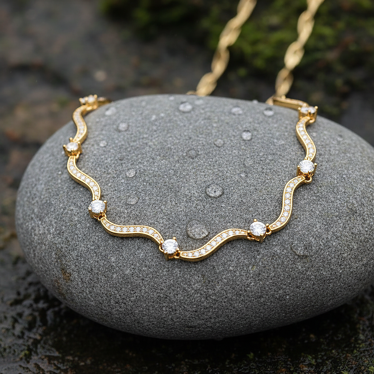 Sabeline Crystal Necklace