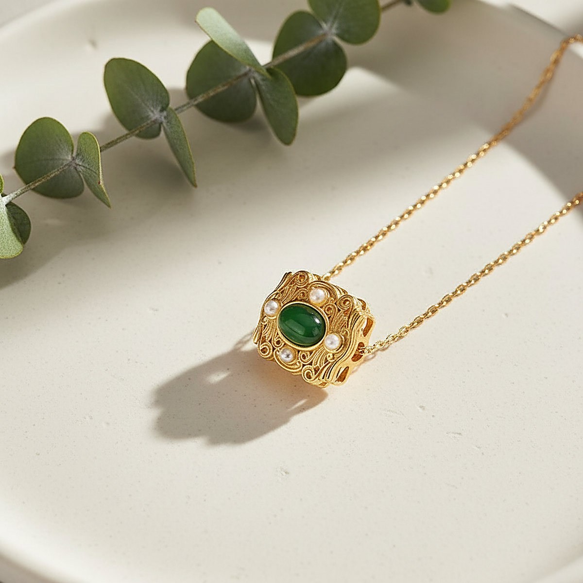 Lune Pearl Necklace