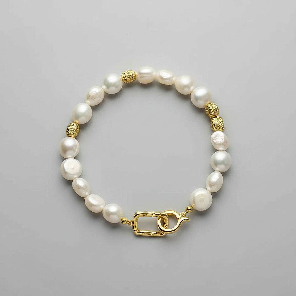 Soleil Pearl Bracelet