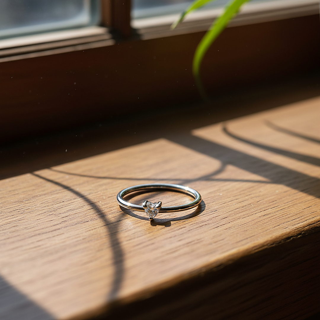 Bela Crystal Ring
