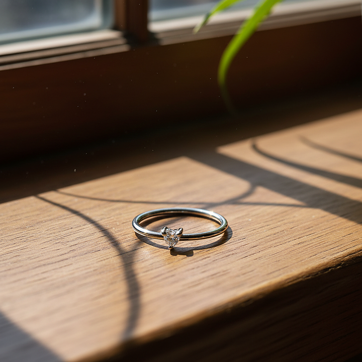 Bela Crystal Ring
