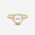Giada Pearl Ring