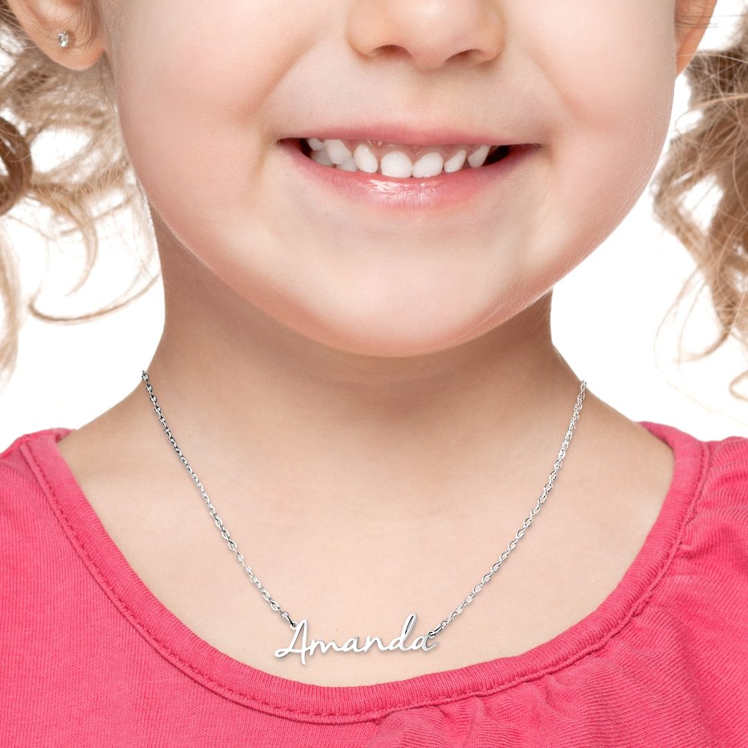 Ketting met feeënnaam – aansluitende pasvorm