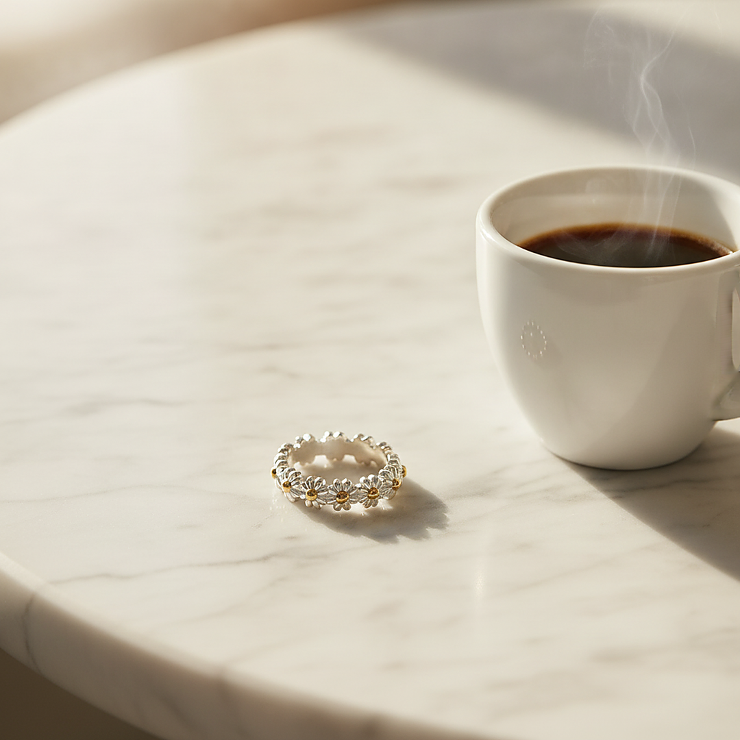 Fiora Silver Ring