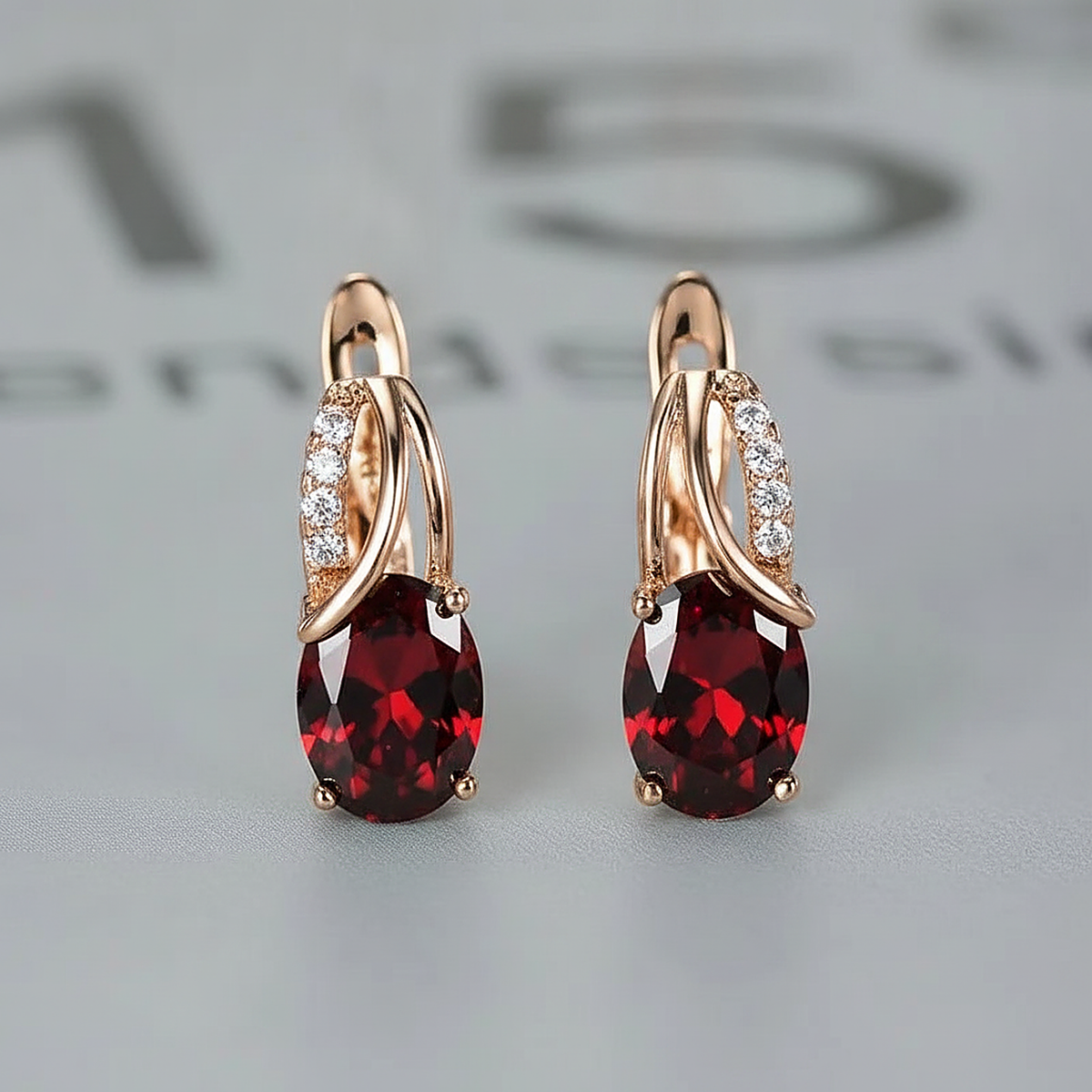 Minđuše Bijou Ruby