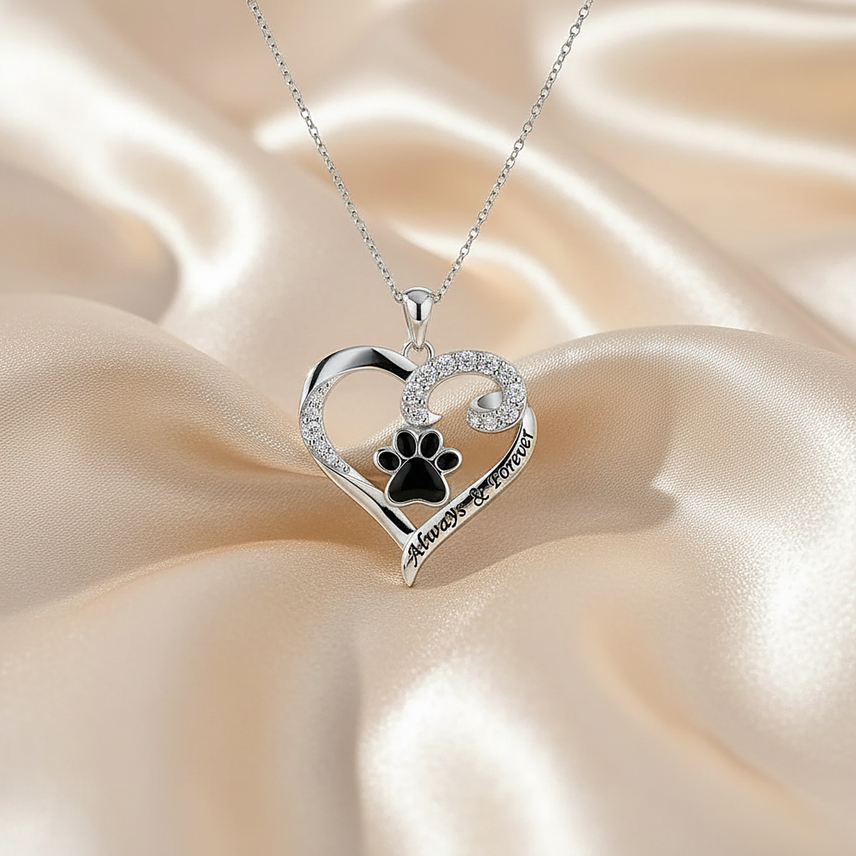 Faye Necklace