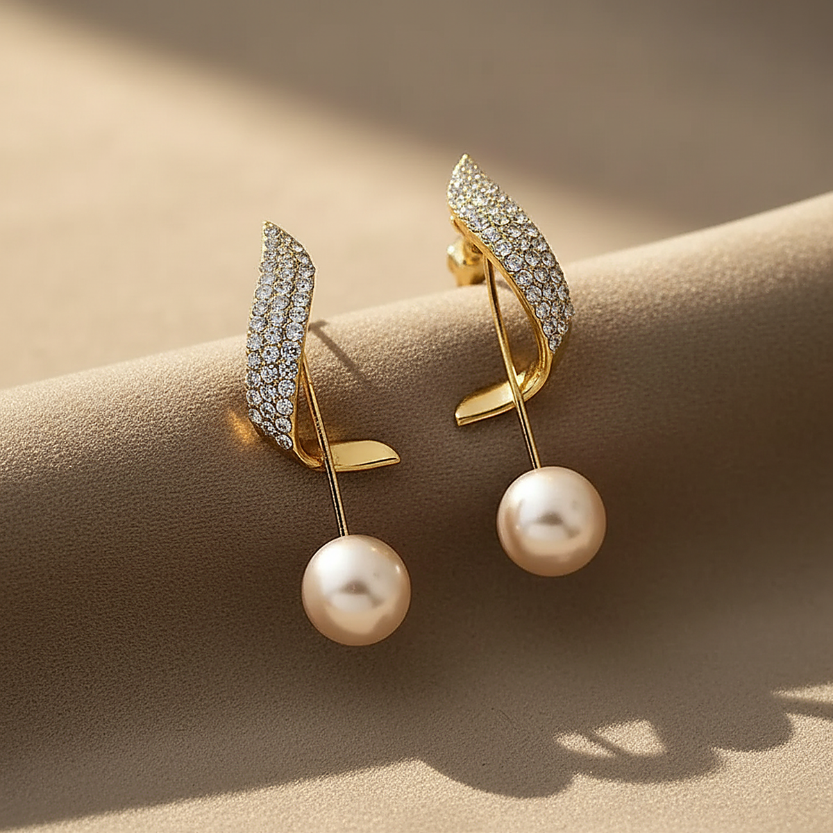Nadia Pearl Earrings