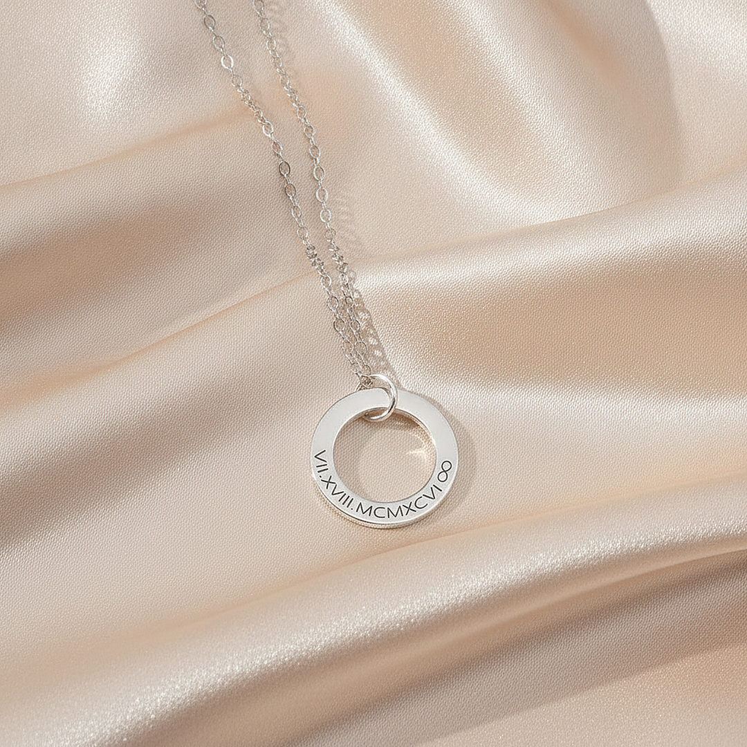 Lune Classic Necklace